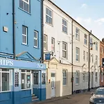 The Nest-Uk37327