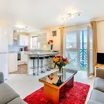 Marina View Apartment