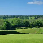 Sea View - Uk38208