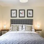 The Hen House - Uk38436