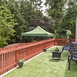 Tranquillity Lodge