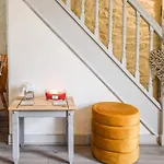 Bee Cottage