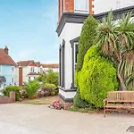 Apartment Two - Uk39835