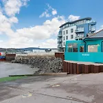 Estuary View