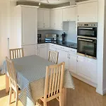 Flat 18 Pochin House