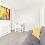 Buttercup Apartment - Uk42382