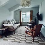 Rose Garden Maisonette