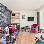 Host & Stay - Foundry Colours