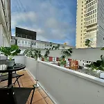 Apartment 1 Minute To The Beach And City Centre