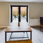 Spacious One Bed In Belfast