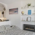 Apartment Expansive Sea Views Private Parking
