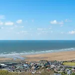 Apartment Expansive Sea Views Private Parking
