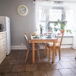 Coastal Terrace Retreat- 2 Bedrooms, Free Parking