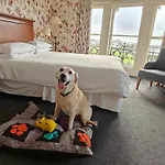 Duke Of Cornwall Hotel