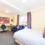 For Students Only Accommodation - City Living Apartments In The Heart Of The City At Apollo Court
