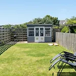 Modern House In St Agnes Parking & Garden