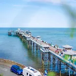 Anchorage Apartment 4 - One Bed Apartment Close To The Centre And The Beach, Located In Llandudno, North Wales