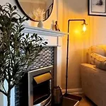 Cozy 2Bd House In Blackpool - Family Friendly Stay