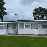 102 M And T Chalets Sunbeach,Scartby Near Great Yarmouth 2 Bed South Facing Chalet