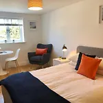 Guest Room With Parking Near St Ives & Penzance