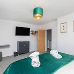 3 Bed In Caister-On-Sea 90421