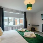3 Bed In Caister-On-Sea 90421