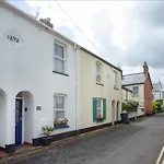 Salty Cottage