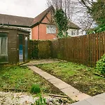 Spacious 5B Sunderland Home For Groups & Families