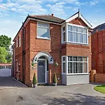 4 Bed In Ryde 95058