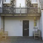 Henscath House