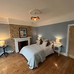 Elegant Margate Seaside Escape
