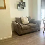 Lovely & Comfy 2Br City Centre - Walking Distance To High Street By Everhome Ltd