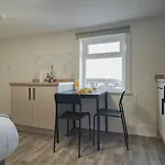 Yss The Church 2 Apartments