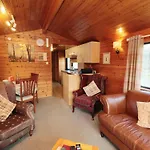 Holly Lodge