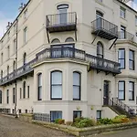 Retro Retreat