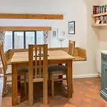 Retreat Cottage