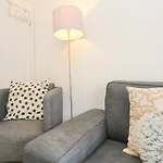 1 Queensway Gardens
