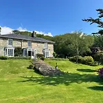 Magnificent Country House With Swimming Pool