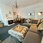 Sunset Hideaway, Bridlington