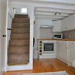 Sailmaker'S Cottage