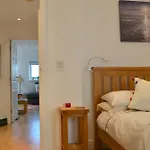 Osborne House Apt 6