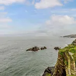 2 Bed In Ilfracombe Caps8