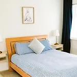 City Centre - Free Parking - 3 Bedroom