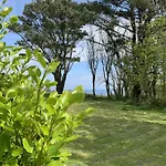 Bream Barn - Sea View, Woodburner, Easy Walk To The Beach, Parking, Full Kitchen