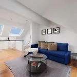 Stunning Penthouse Apartment - Sea View - Plymouth - Parking - By Habita Property