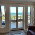 2 Bed Ilfracombe Seafront Apartment With Stunning Views