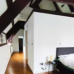 Unique, Quirky, Historic 400 Year Old Appartment