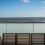 Wight Stone Luxury Townhouse - Breathtaking Views