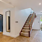 5 Bed In Appledore 95680