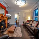 Forestside House